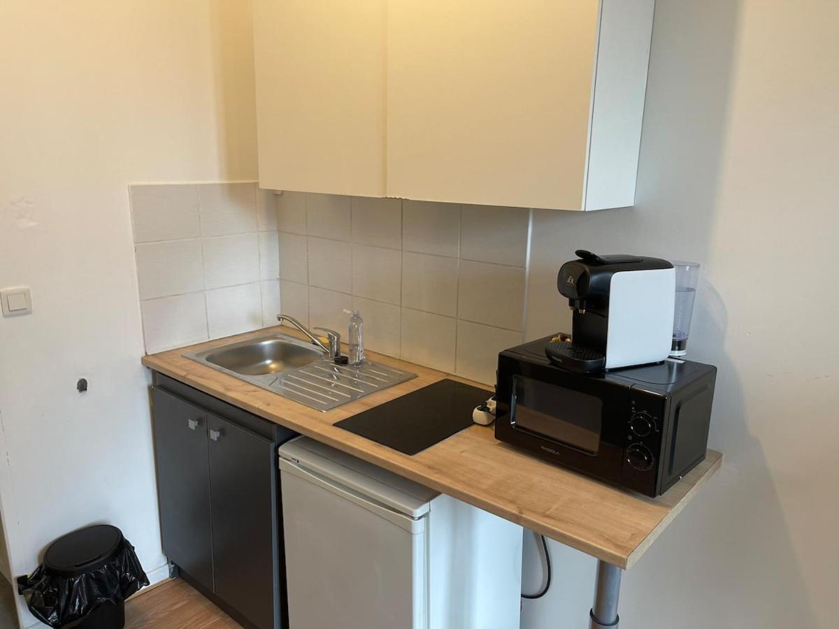 Apartment Centre *